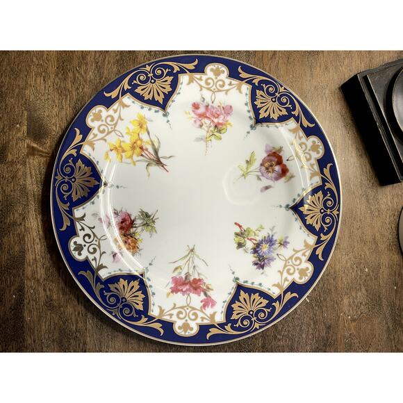 10 1/2" vintage Andrea by Sadek dinner plate, NWT Vanderbilt‎ Service - Picture 1 of 4